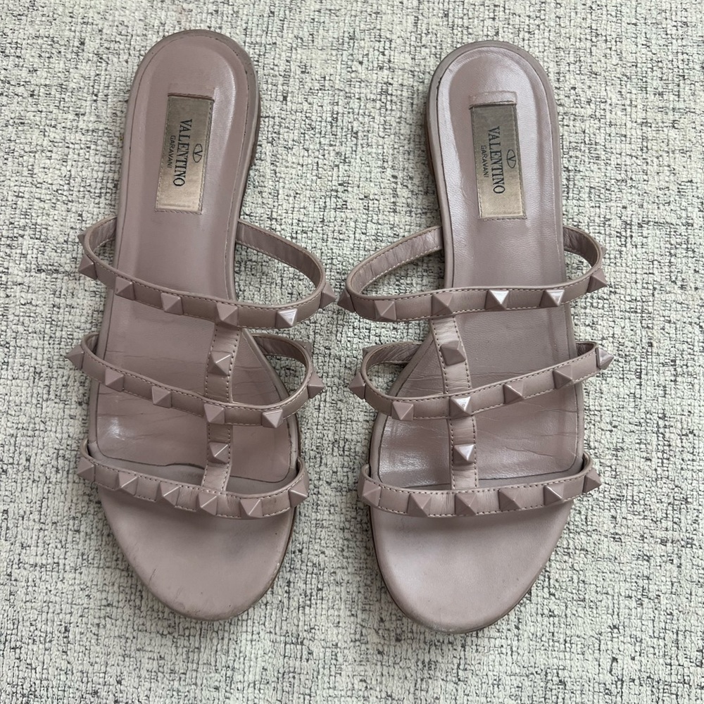Valentino Garavani Rockstud Sandal